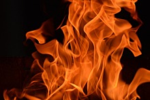 В Марий Эл инспектор ГИБДД вытащил 80-летнюю бабушку из горящего дома