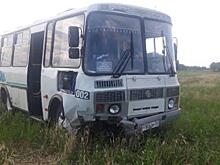 Автобус с пассажирами попал в аварию под Омском: есть пострадавшие
