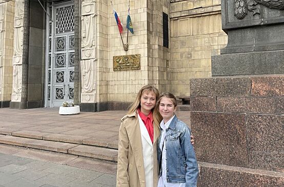Мира Тэрада привезла юную писательницу Фаину Савенкову в Москву на встречу с Марией Захаровой