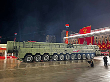 КНДР на военном параде продемонстрировала ракеты, БПЛА и системы ПВО