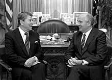 Зачем США создали на Западе «культ Горбачева»
