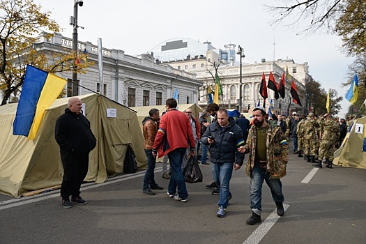 "Михомайдан" остался без снайпера: не донес винтовку