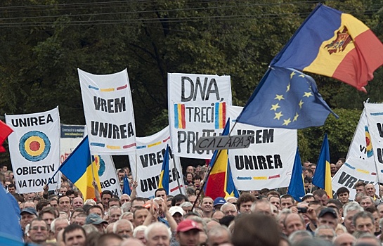 В Молдавии оппозиция заблокировала ряд дорог в Кишиневе