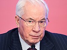 Азаров рассказал, зачем перезванивается с Януковичем