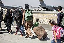 Сбежавших от талибов* 1,7 миллиона афганцев насильно вернут на родину