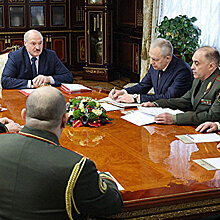 «Воевать будем отсюда». Секретный указ Лукашенко направляет армию против народа