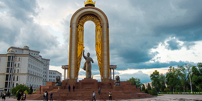 Саманиды – первое централизованное государство таджиков