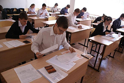 В образовательном комплексе прошел демонстрационный экзамен по компетенции «Технология Композитов»