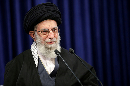 Лидер Ирана осудил слова Зарифа о Сулеймани и России