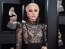 «Грэмми-2018»: Леди Гага удивила необычной прической, а Ke$ha — постройневшей фигурой