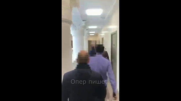 Опубликовано видео задержания чиновника из нижегородского минимущества, подозреваемого в причинении милионного ущерба