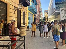 Российских туристов продолжают вывозить с Кубы