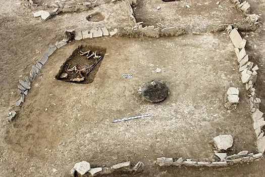 В Новороссийске обнаружен средневековый могильник с редкими доспехами