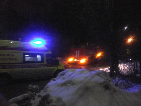 Дверь была, как кипяток: ярославские пожарные спасли из огня двоих человек