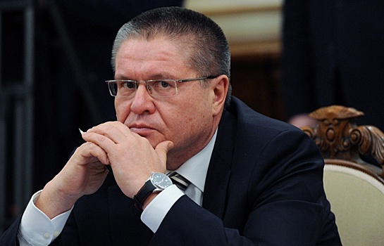 Улюкаев оценил отток капитала в 2015 году