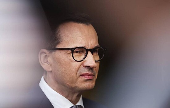 Польша перестала поставлять Украине вооружение