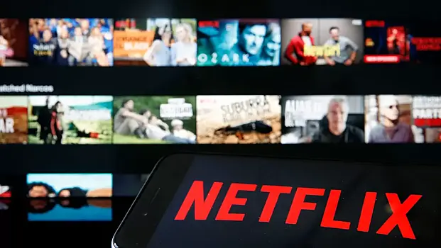 Netflix начнёт показывать рекламу на платном тарифе уже в 2022 году