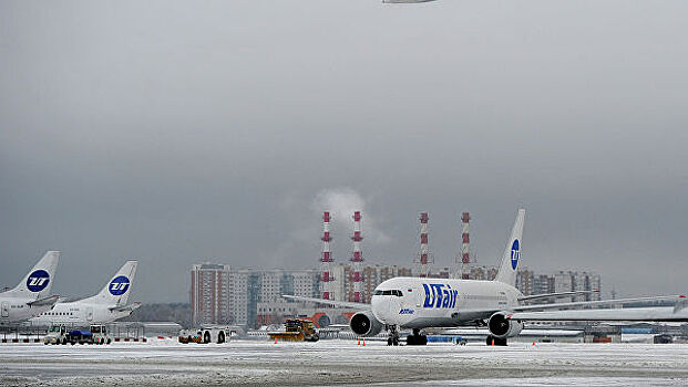 У вылетевшего из Москвы самолета отказала электросистема