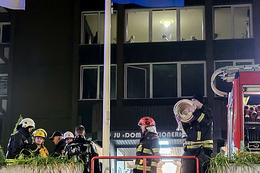 Число погибших в результате пожара в доме престарелых возросло до 11