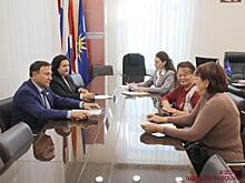 Приморцы обратились к депутату ЗС ПК с проблемами, касающимися социальной сферы и ЖКХ