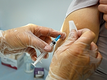 КС признал законным отстранение от работы за отказ привиться от коронавируса