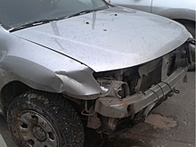 Мужчины в припаркованном «Мерседесе» пострадали от влетевшего в них «Рено» в Богородском районе