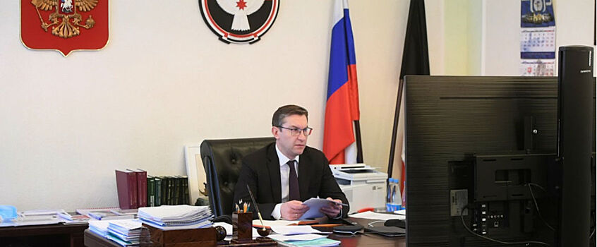 Председатель правительства Удмуртии провел заседание антикоррупционной комиссии