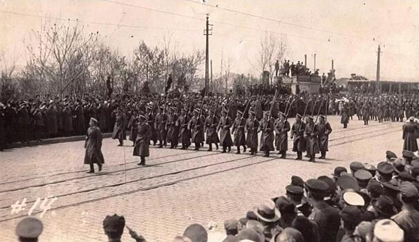 Военные стали стекаться во Владивосток