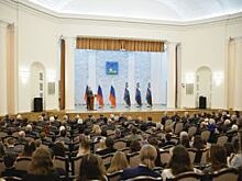 Работники ОЭМК удостоены областных наград