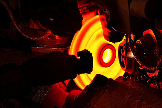 Evraz подешевела на $554 млн
