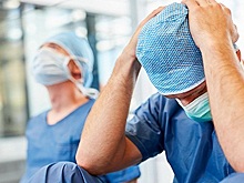 Роспотребнадзор признал профессии врача и медсестры опасными для здоровья