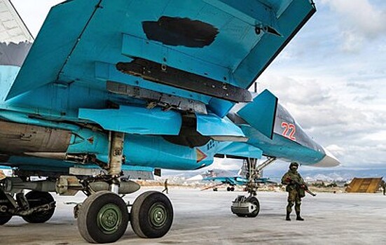 Истребители Су-34 нанесли удар по противнику: снаряды легли точно в заданный квадрат