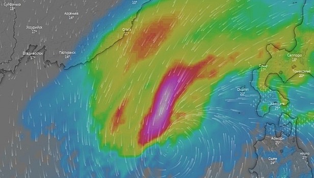 Мощный тайфун движется на Приморье