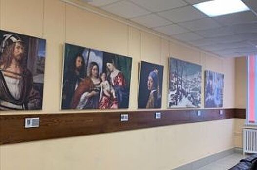 В Новосибирске появилась первая школьная картинная галерея