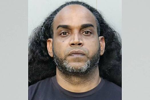 Туристка выпила воды в такси и проснулась голой на кровати в темной комнате без окон