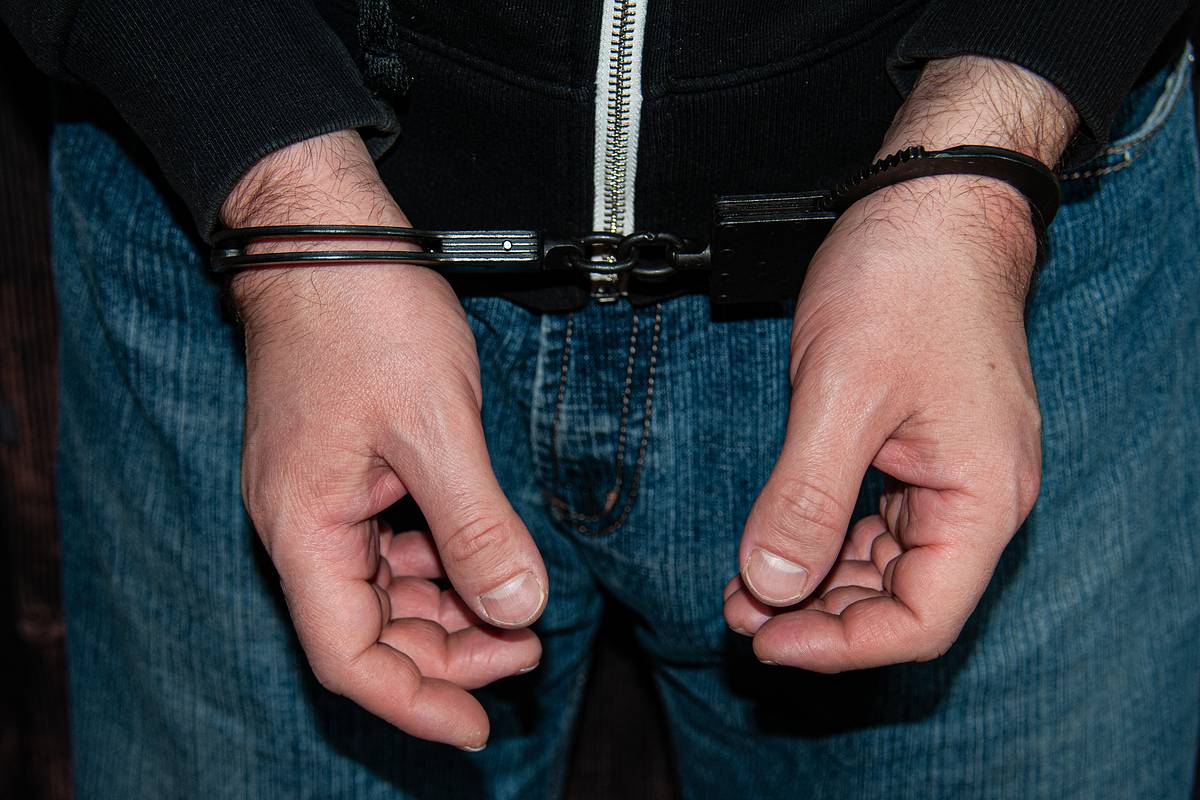 Раскрыты подробности о водителе выпустившей беспилотники в Сибири фуры