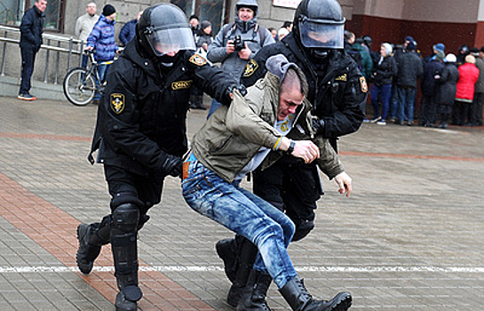 Власти в Минске пресекли "Марш рассерженных белорусов"