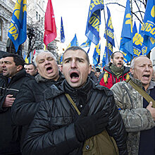 «Люди со светлыми лицами»