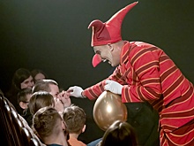 Воронежцы оценили "хулиганскую клоунаду" от экс-артиста Цирка дю Солей