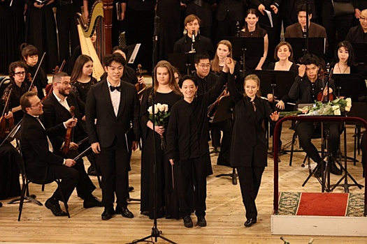 Выступление Российско-китайского симфонического оркестра закроет фестиваль "Серебряная Лира"