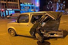В Краснодаре ночью две иномарки столкнулись из-за пьяного водителя