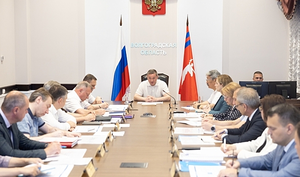 Андрей Бочаров провел совещание по реализации новых инвестпроектов