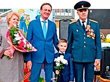 15 первых классов приняла 1 сентября школа №1194