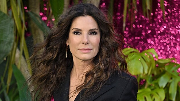 Сандра Буллок устроит прощание с умершим возлюбленным в необычном месте