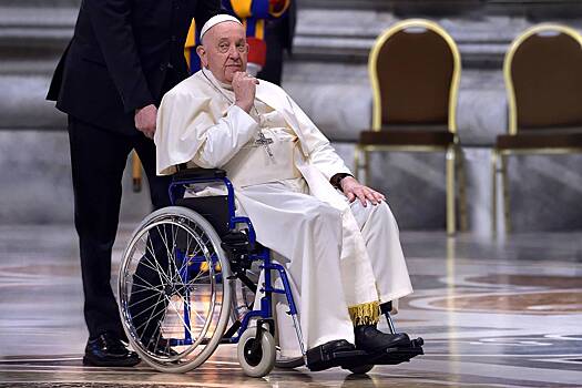 Папа Римский заболел воспалением легких