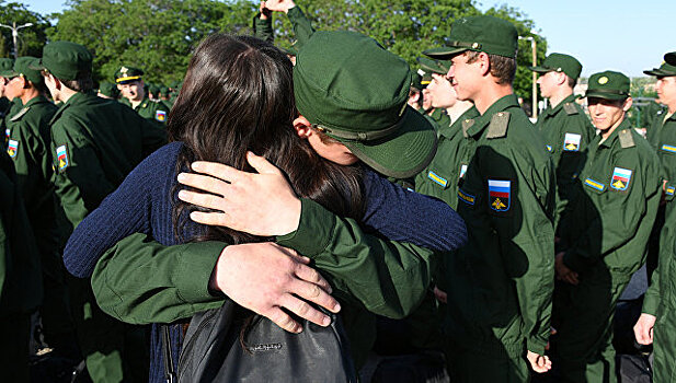Равняйсь, смирно: в России стартовал осенний призыв в армию