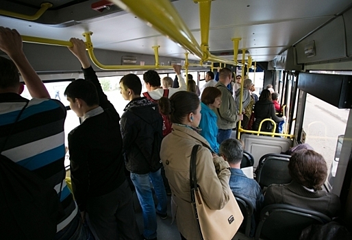 Омичи с сегодняшнего дня могут ездить в городском транспорте за 20 рублей