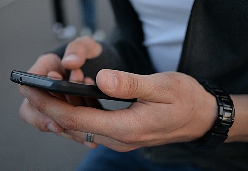 Банки в России захотели экономить на СМС-оповещениях