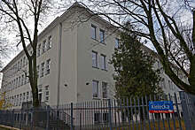 МИД России пообещал жесткий ответ на захват школы при посольстве в Варшаве