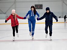 Олимпийская чемпионка по фигурному катанию Елена Боброва провела благотворительный мастер-класс в Балашихе